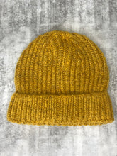 Load image into Gallery viewer, Chunky Knitted Beanies