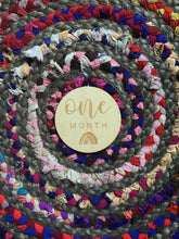 Load image into Gallery viewer, WOODEN BABY AGE MILESTONE DISCS