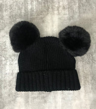 Load image into Gallery viewer, Baby 2 PomPom Beanie
